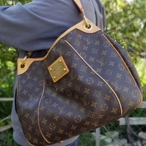 LOUIS VUITTON GALLERIA